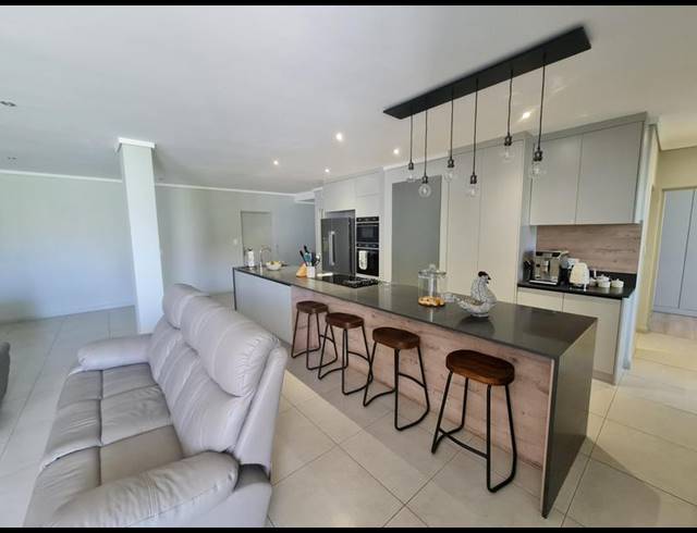 2 BEDROOM APARTMENT FOR SALE IN MIDFIELDS